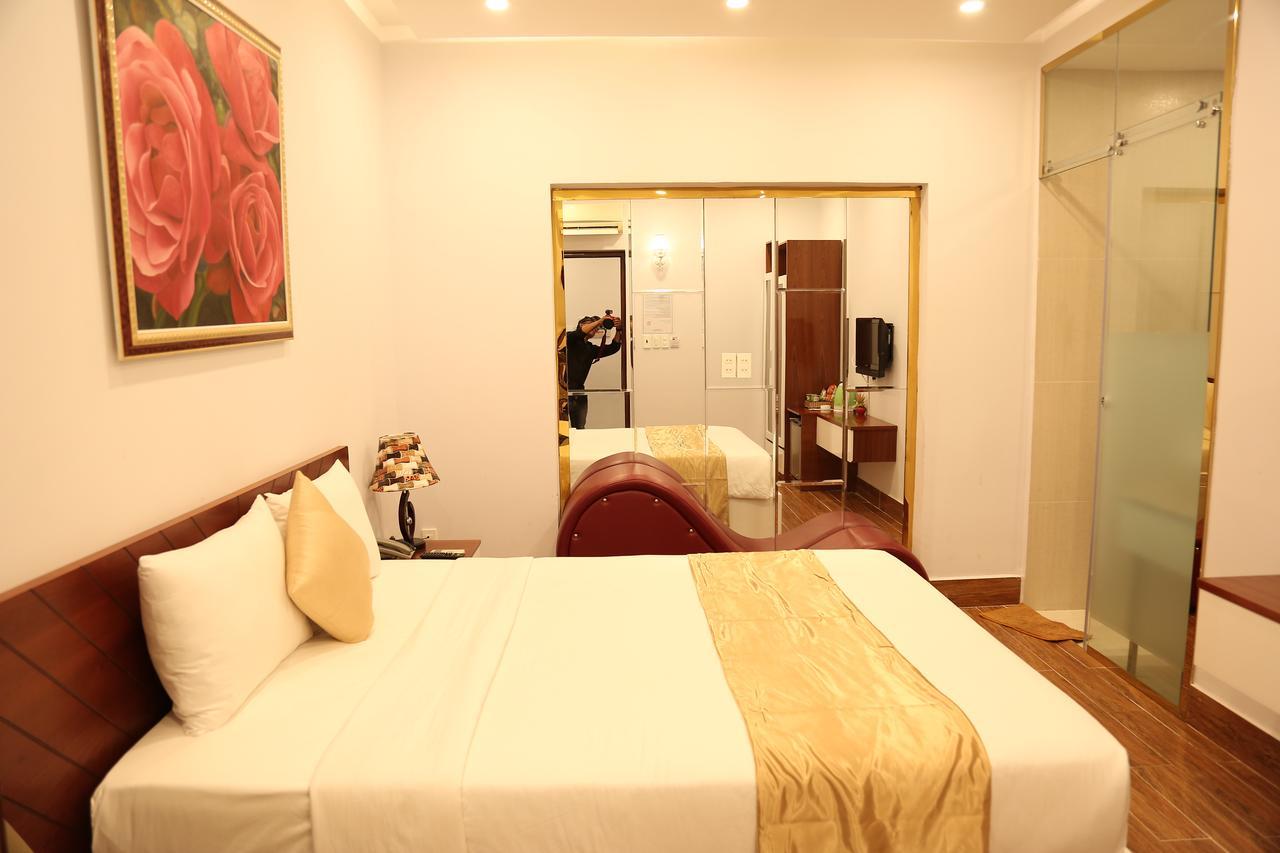 Hong Bao Thach Hotel Thành Pho Ho Chí Minh Esterno foto